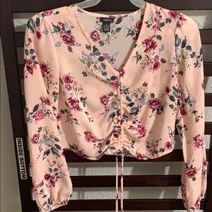 Cute Midriff top!